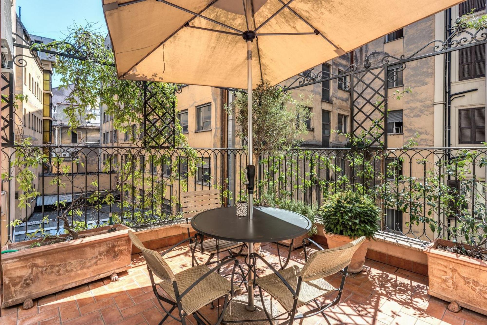 Via Napoli Apartments Рим Экстерьер фото