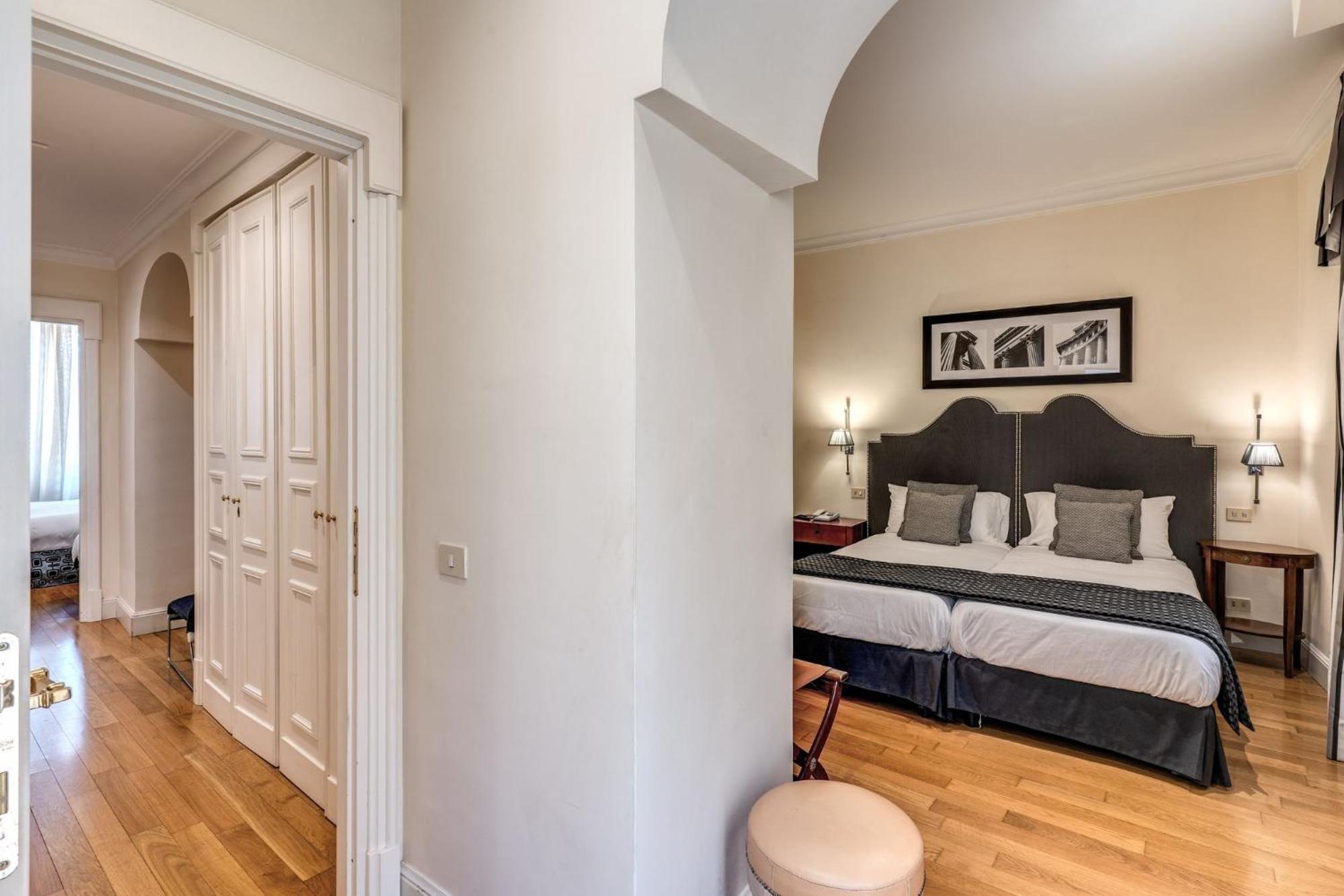 Via Napoli Apartments Рим Экстерьер фото